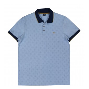 t-shirt polo